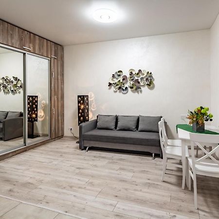 Alfa Apartments Kulisha 40 Lviv Exteriör bild