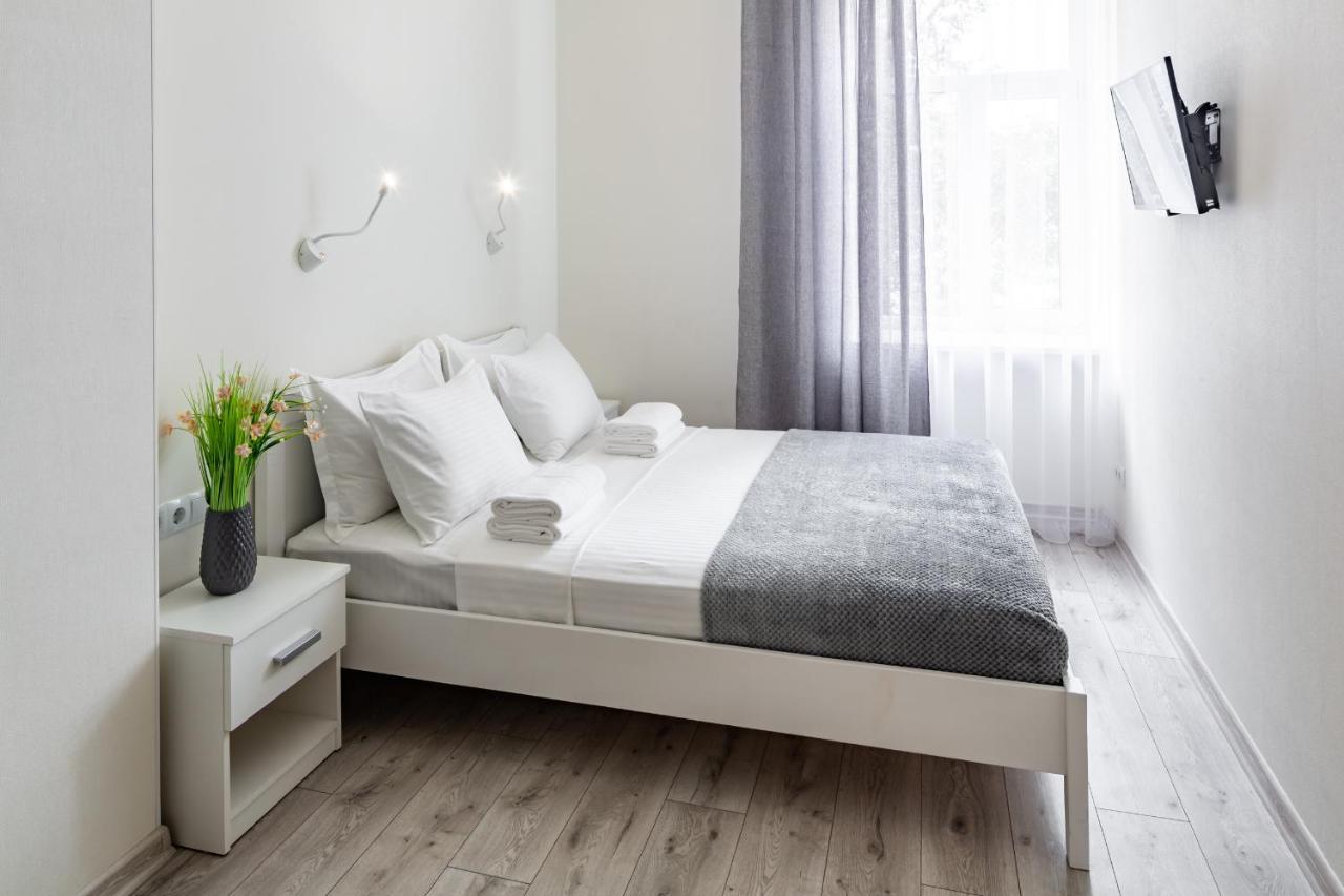 Alfa Apartments Kulisha 40 Lviv Exteriör bild