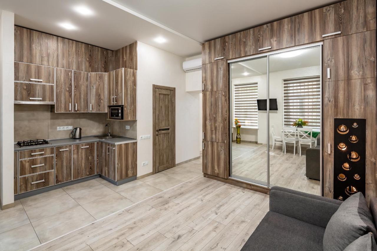 Alfa Apartments Kulisha 40 Lviv Exteriör bild