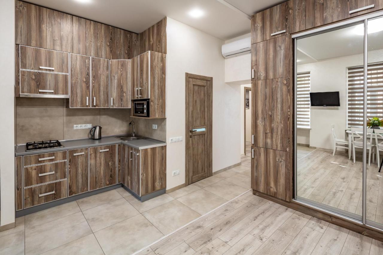 Alfa Apartments Kulisha 40 Lviv Exteriör bild