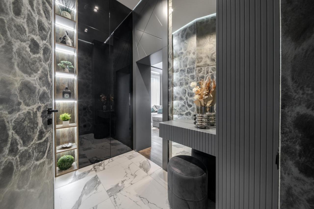 Alfa Apartments Kulisha 40 Lviv Exteriör bild