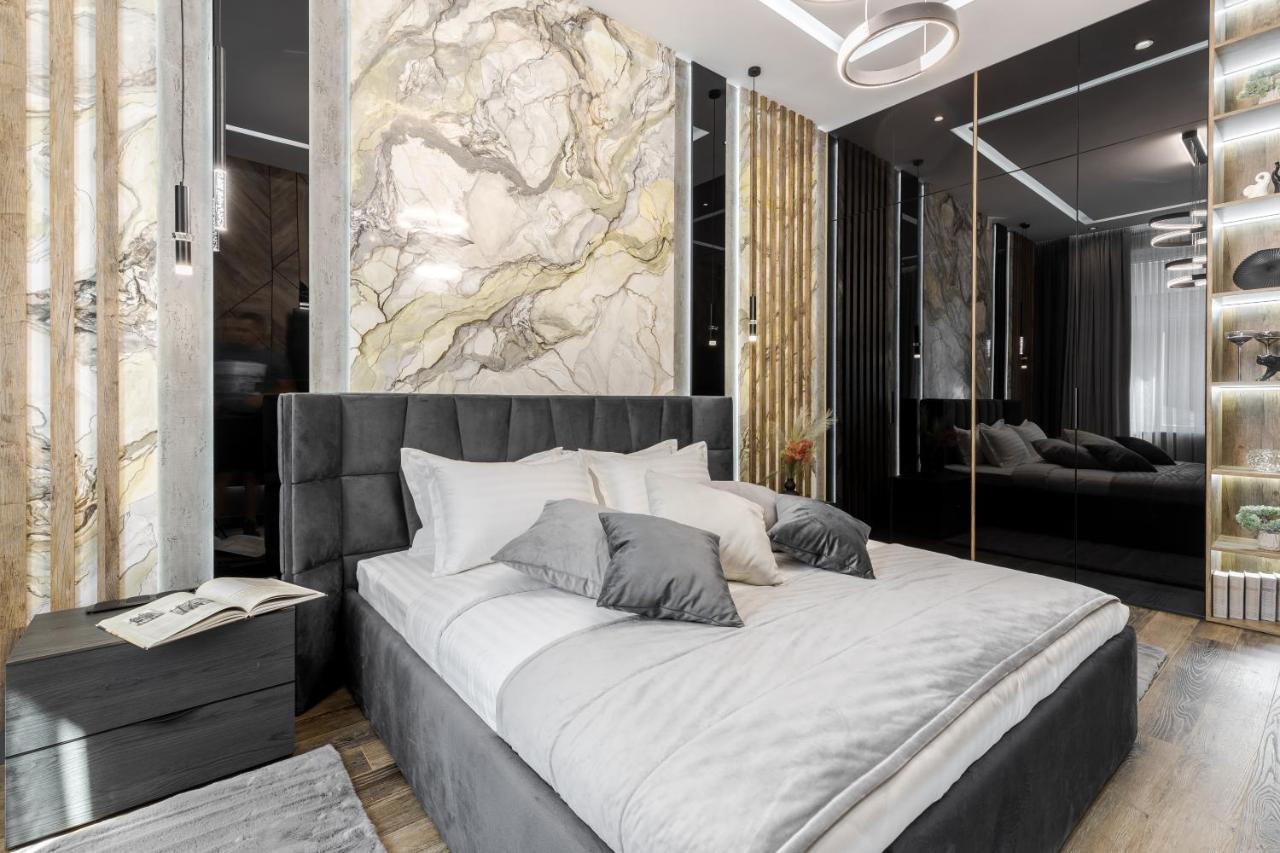 Alfa Apartments Kulisha 40 Lviv Exteriör bild