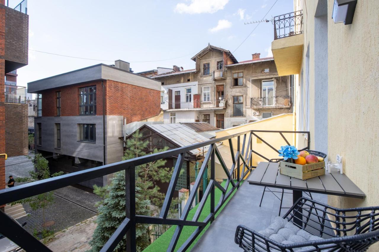 Alfa Apartments Kulisha 40 Lviv Exteriör bild