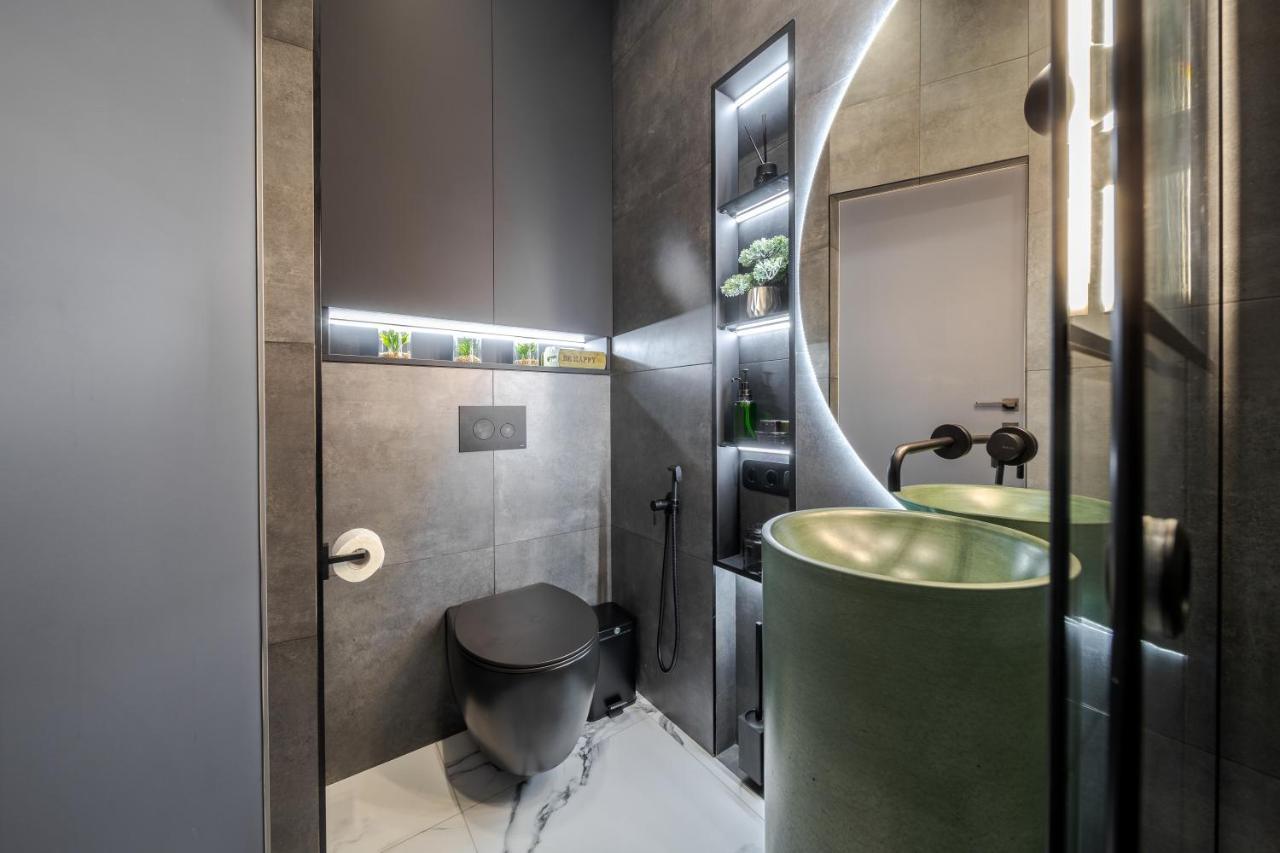 Alfa Apartments Kulisha 40 Lviv Exteriör bild